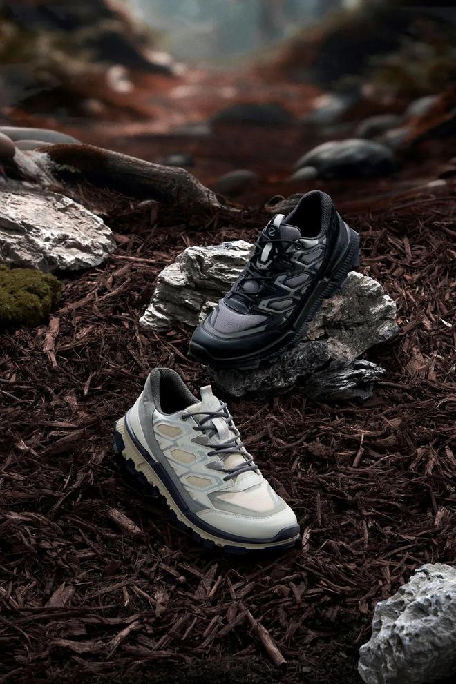 幺妹峰北壁国人首度登顶； “越野跑大神”食毒菌身亡 犀牛说(图14)