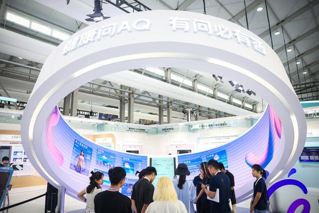 外滩大会上“秀绝活”机器人离我们的生活还有多远？(图21)