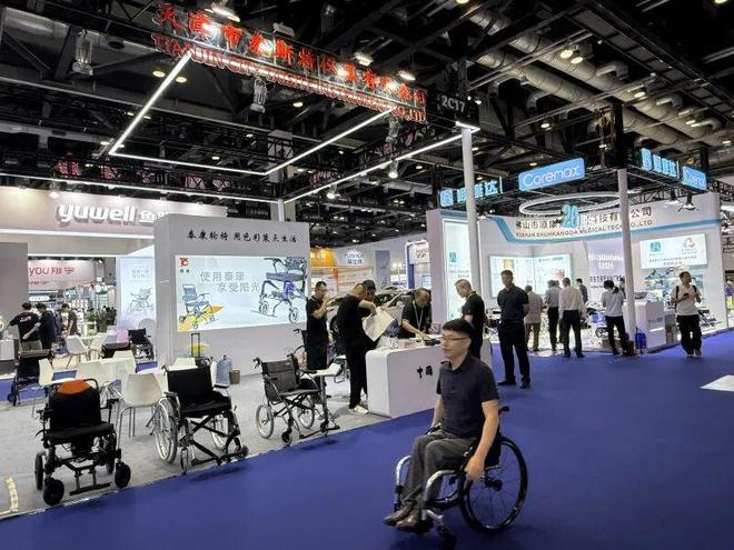 18年同行！“元老级”参展企业用画面定格辅具科技的每一步突破(图8)