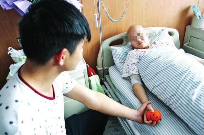 2012年河北女孩7年花200万抗癌亲友劝放弃怒道：我凭啥该死(图28)