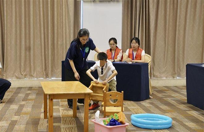 匠心守护折翼天使 技能点亮康复未来 ——直击2025年黄山市残疾儿童康复专业技术人员技能大赛(图4)