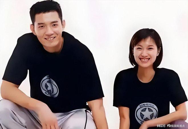 女篮名将李昕与巩晓彬分手后嫁知识分子又离婚如今单身无儿女(图19)